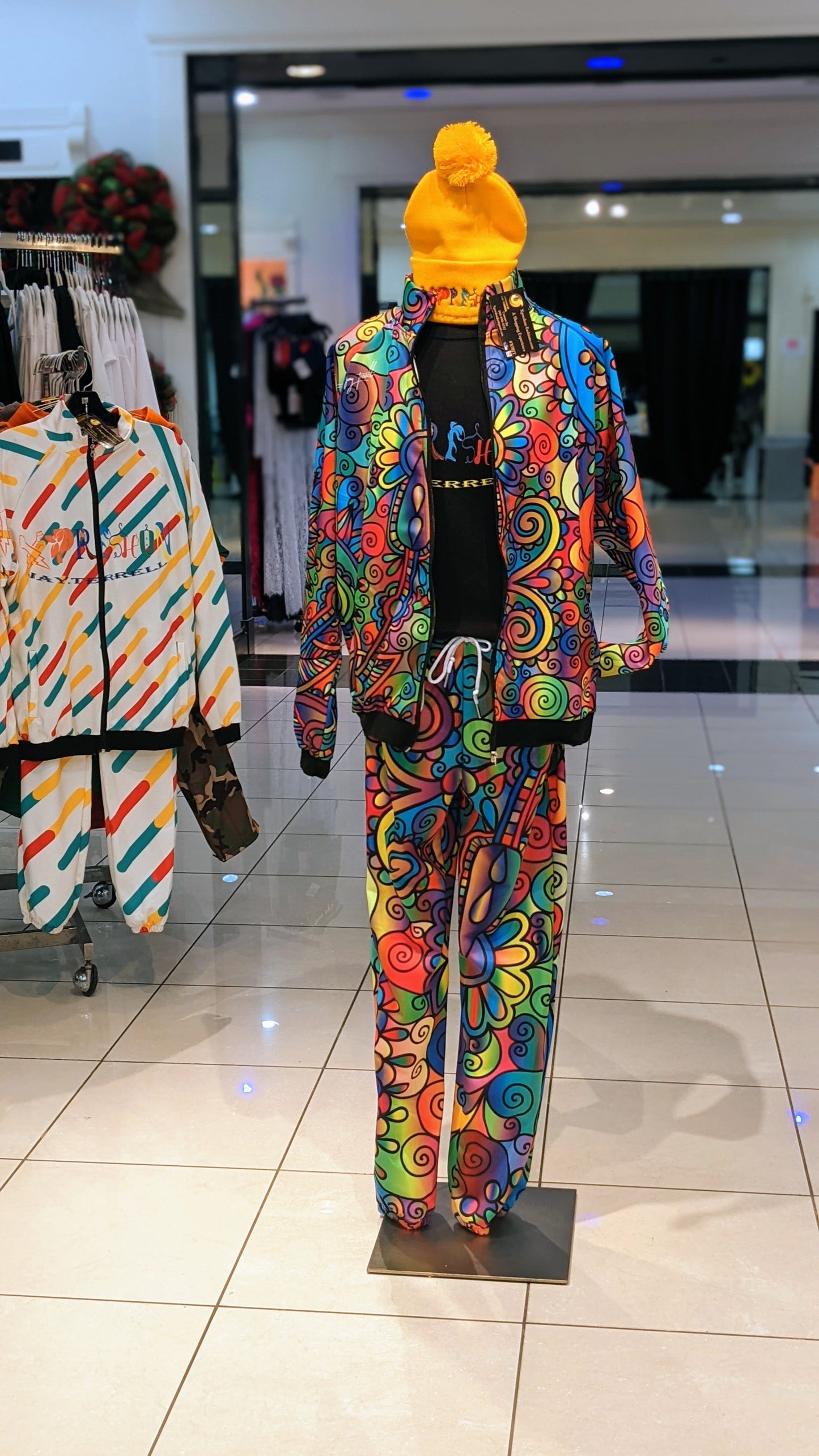 Mosaic Xpreshun Stand Collar Zipper-up Hoodie